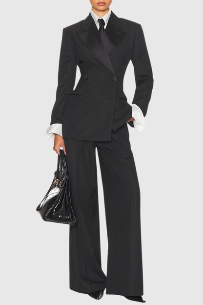 Sophisticated Trousers with a Clean Classic Look