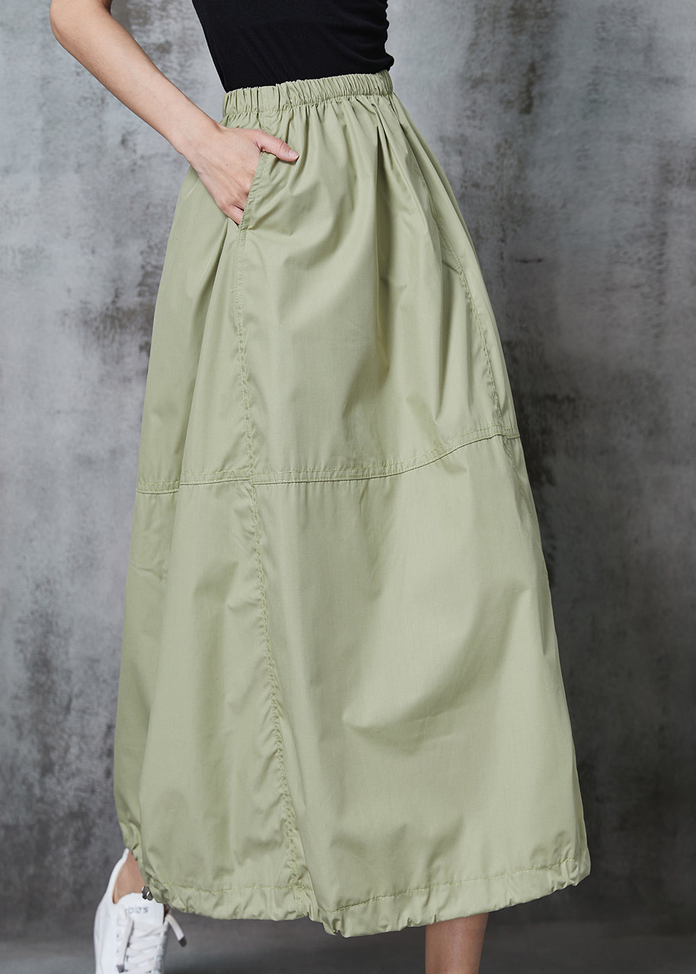 Well Tailored Garment with a Graceful Silhouette