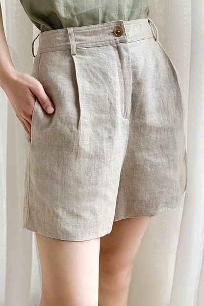 Sophisticated Garment with a Clean Classic Look