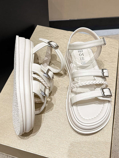 Classic Vintage Sandals with a Flattering Fit
