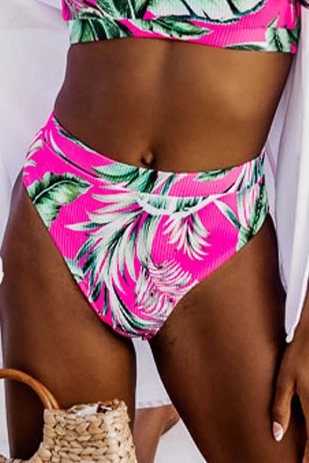 Beautifully Finished Bikini in a Timeless Design