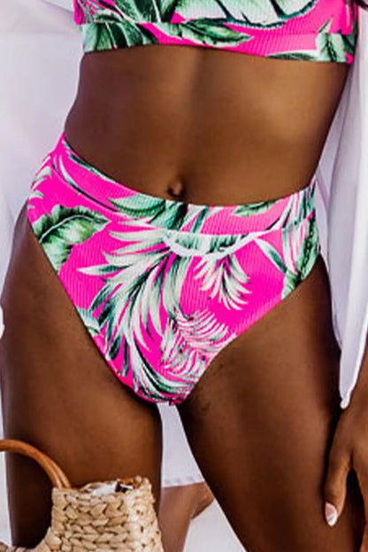Beautifully Finished Bikini in a Timeless Design