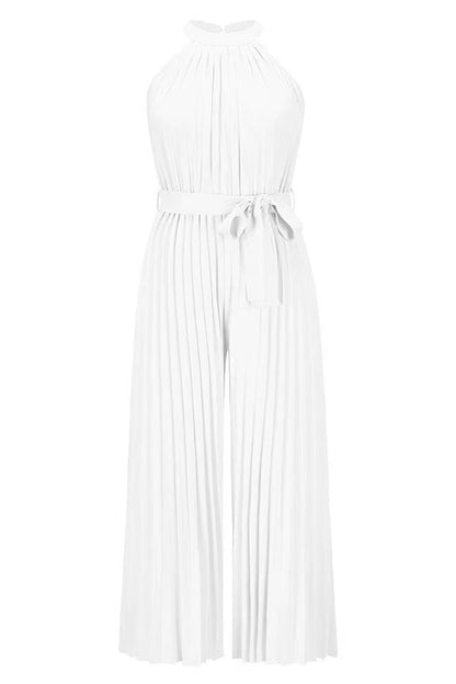 Sophisticated Garment with a Clean Classic Look