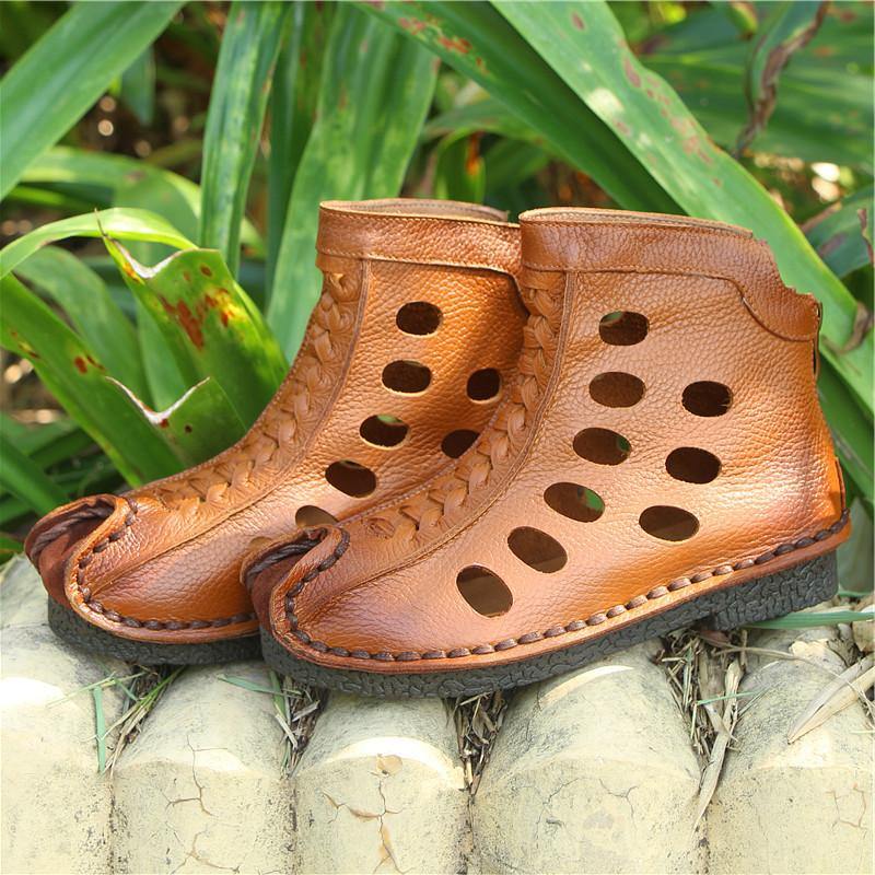 Beautifully Finished Boots in a Timeless Design