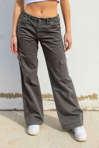 Effortlessly Elegant Garment with a Timeless Design