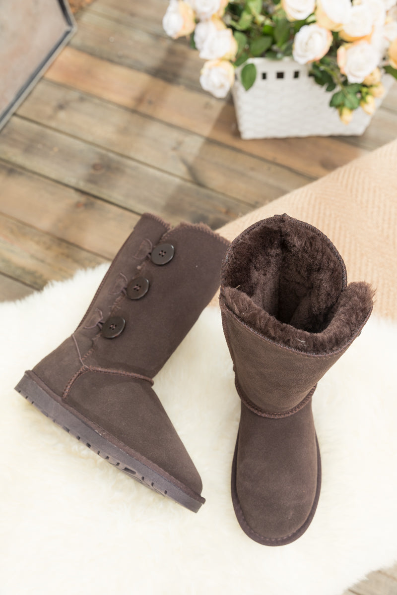 Sophisticated Boots with a Clean Classic Look