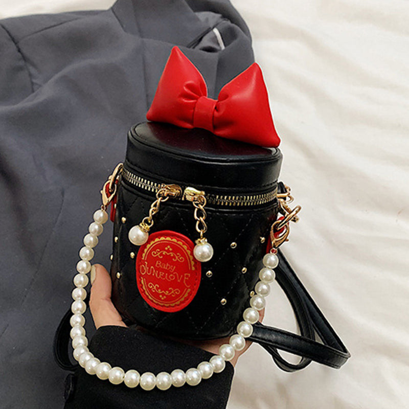 Beautifully Crafted Bag in a Classic Style