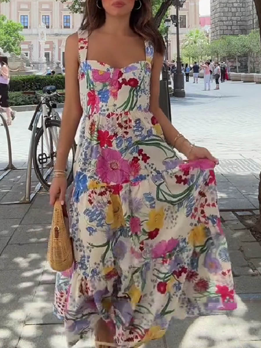 Classic Vintage Dress with a Flattering Fit