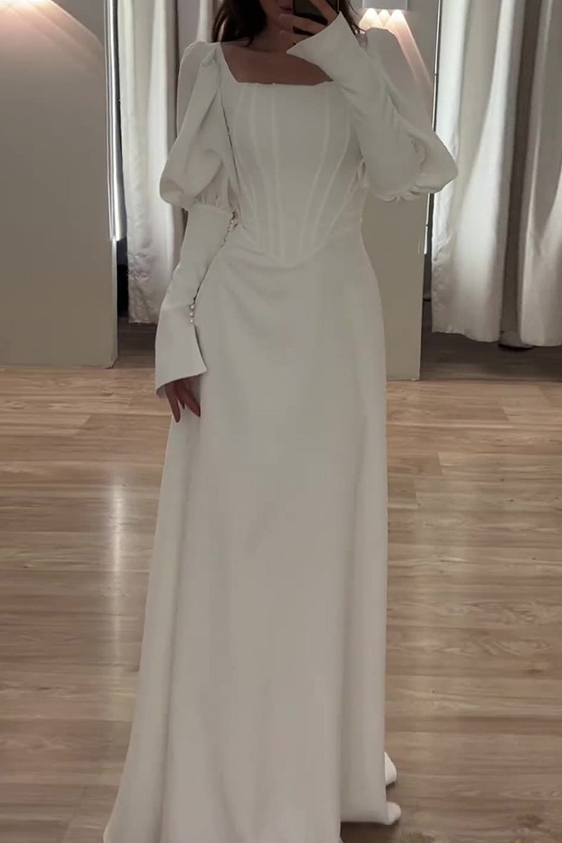 Beautifully Finished Dress in a Timeless Design