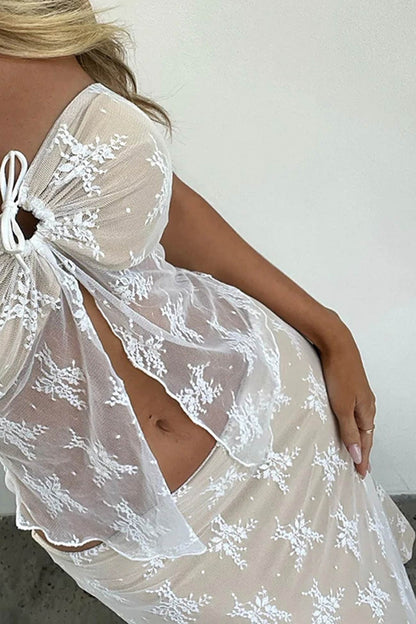 A Vintage Style Top with Delicate Timeless Details