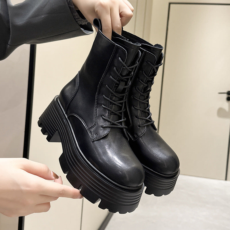 Beautifully Finished Boots in a Timeless Design