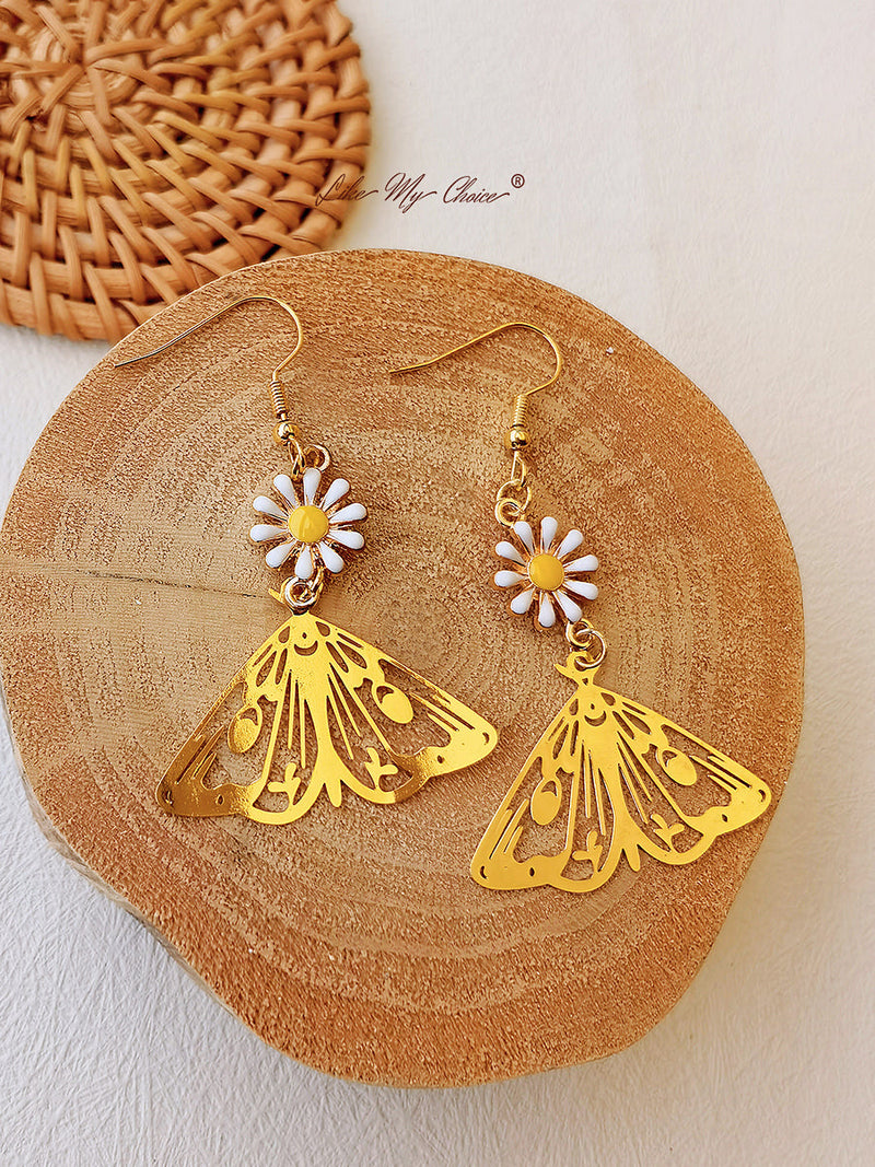 Elegantly Styled Garment for Everyday Wear