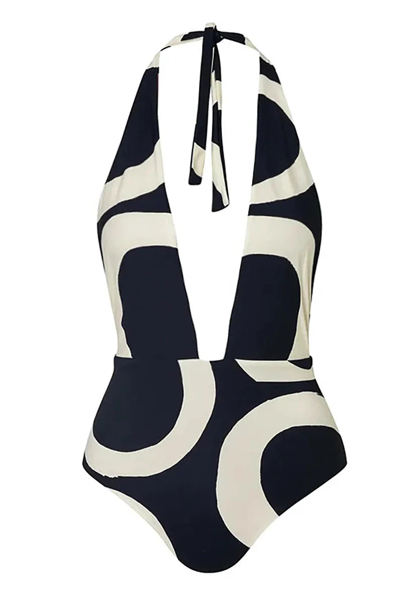 Effortlessly Elegant Swimsuit with a Timeless Design