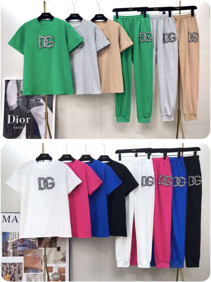 Sophisticated T-Shirt with a Clean Classic Look