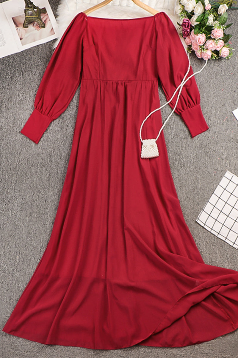 A Vintage Style Dress with Delicate Timeless Details