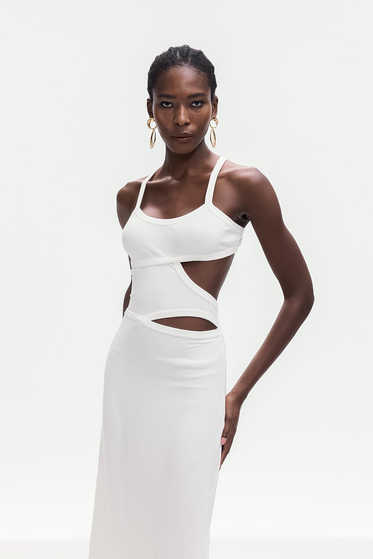 Effortlessly Elegant Dress with a Timeless Design