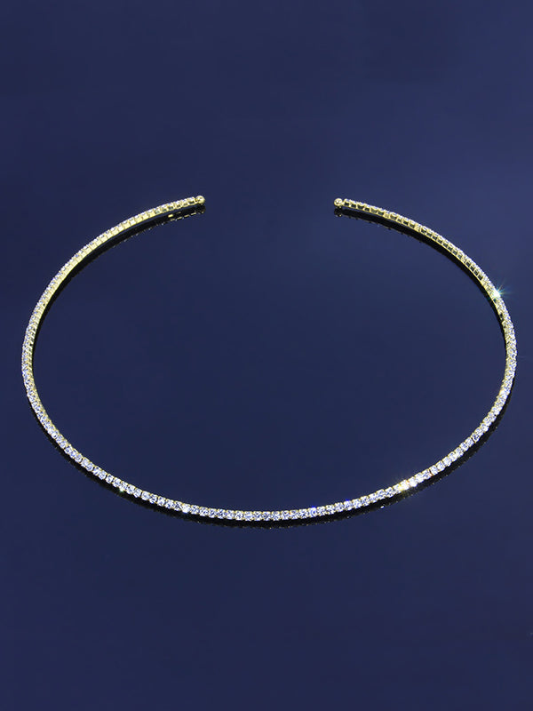 Effortlessly Elegant Garment with a Timeless Design