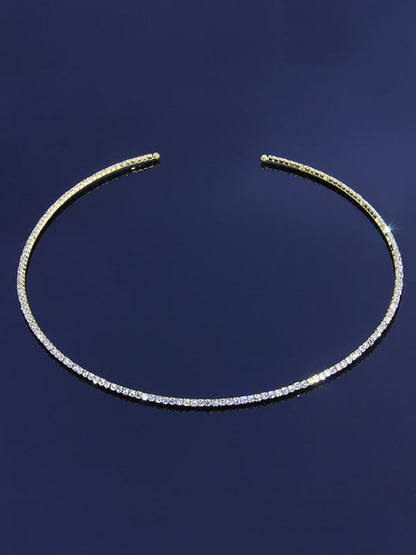 Effortlessly Elegant Garment with a Timeless Design