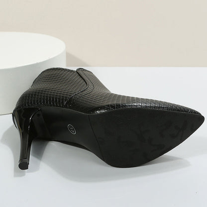 Elegantly Styled Shoes for Everyday Wear