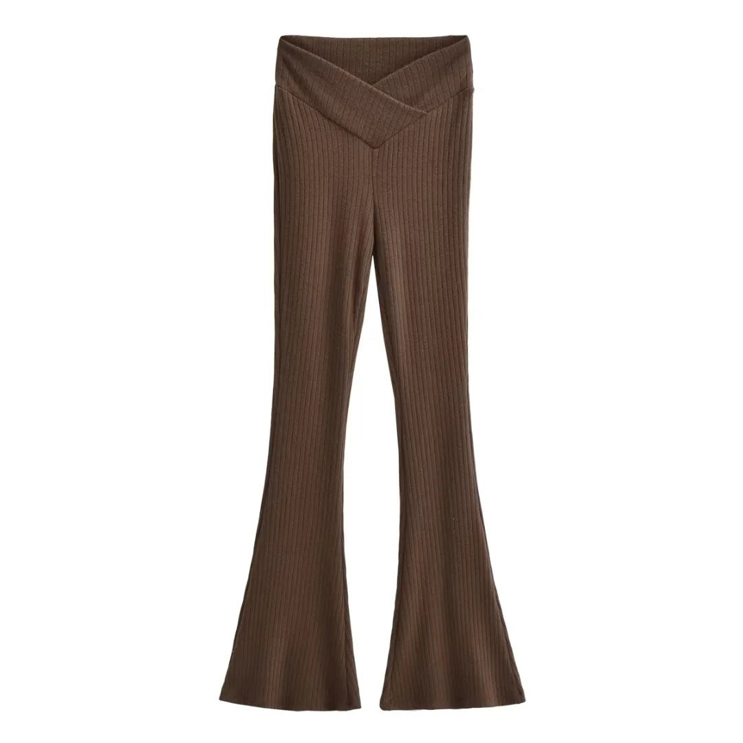 Beautifully Finished Pants in a Timeless Design