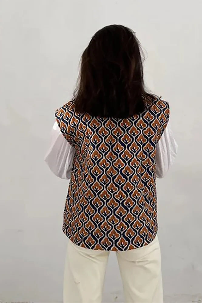 Classic Vintage Top with a Flattering Fit