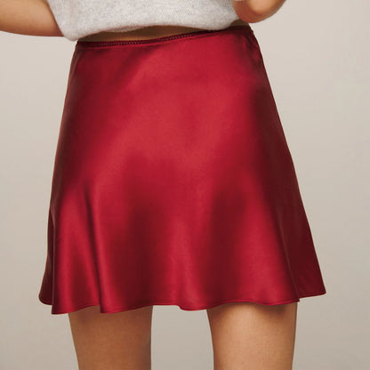 Beautifully Finished Garment in a Timeless Design