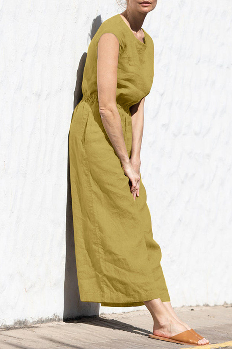Sophisticated Garment with a Clean Classic Look