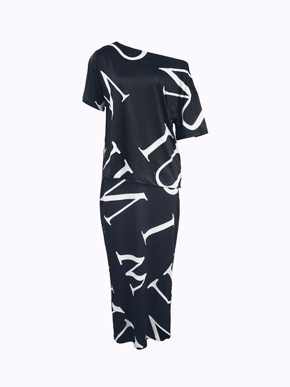 Beautifully Finished Garment in a Timeless Design