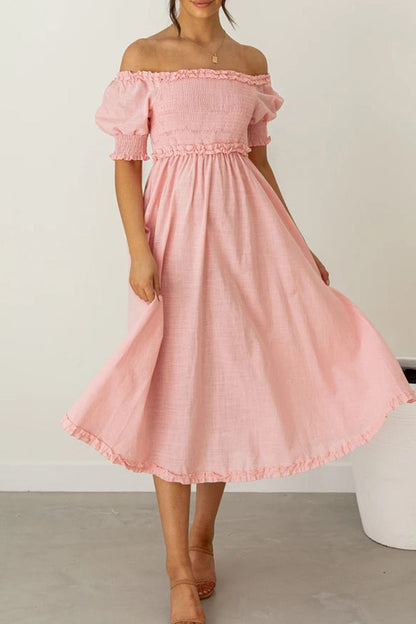 Well Tailored Dress with a Graceful Silhouette