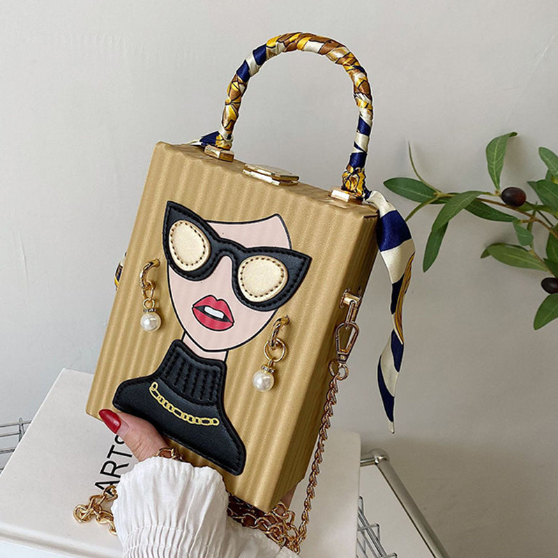 Beautifully Crafted Bag in a Classic Style