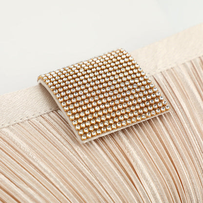 Beautifully Finished Bag in a Timeless Design