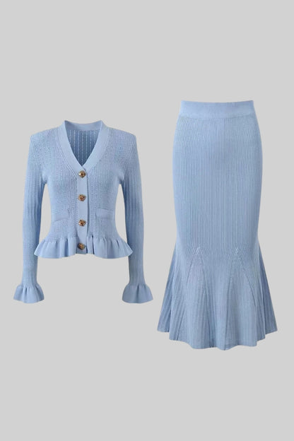 Effortlessly Elegant Garment with a Timeless Design