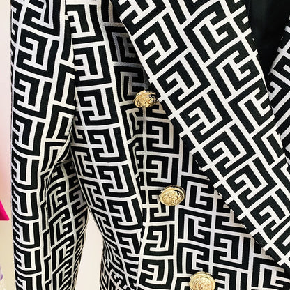 Polished Garment with an Effortless Classic Look