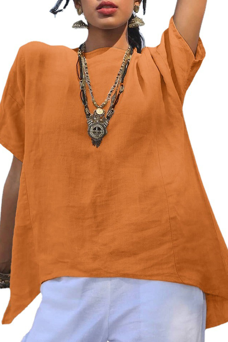 Well Tailored Top with a Graceful Silhouette