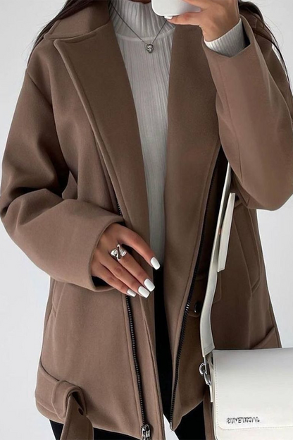 Effortlessly Elegant Garment with a Timeless Design