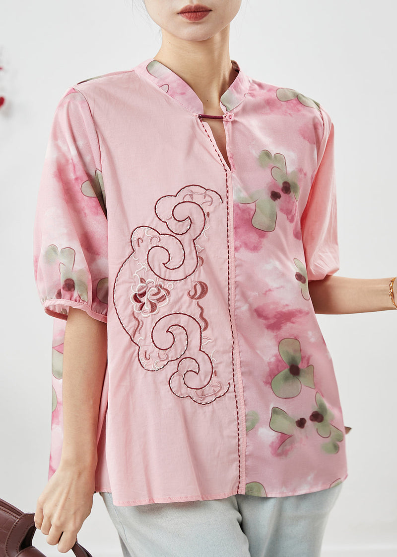 Effortlessly Elegant Blouse with a Timeless Design
