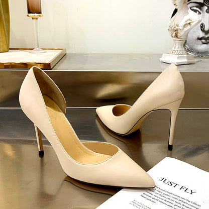 Well Tailored Heels with a Graceful Silhouette