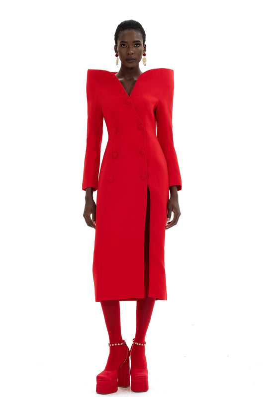 Well Tailored Coat with a Graceful Silhouette