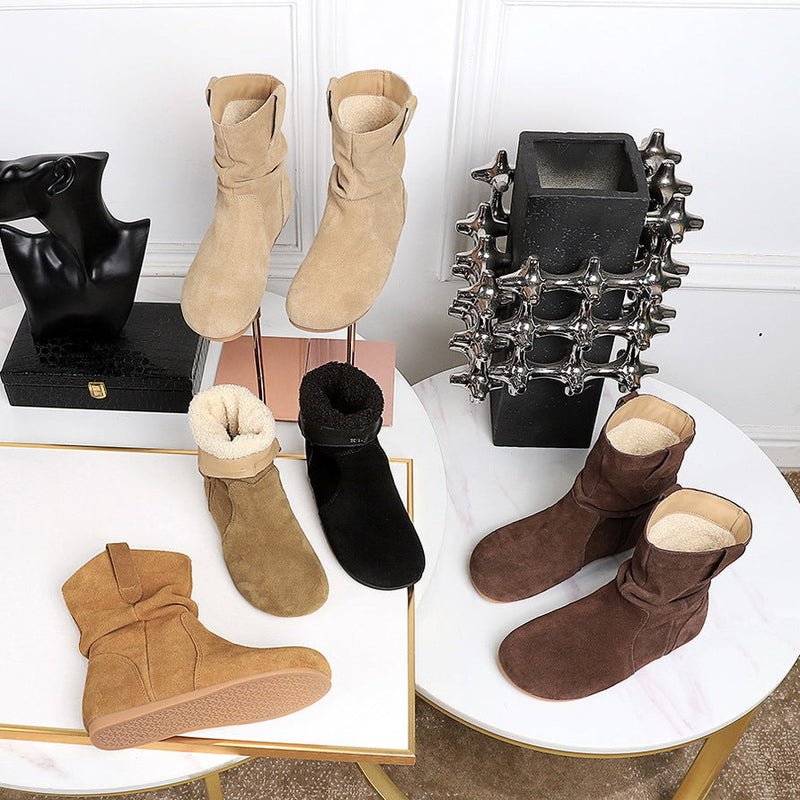 Beautifully Finished Boots in a Timeless Design