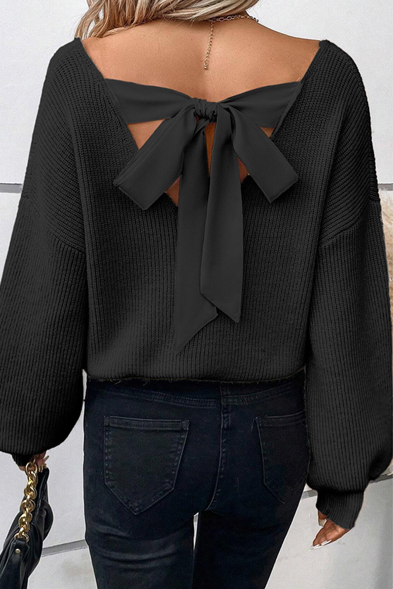 Classic Vintage Sweater with a Flattering Fit