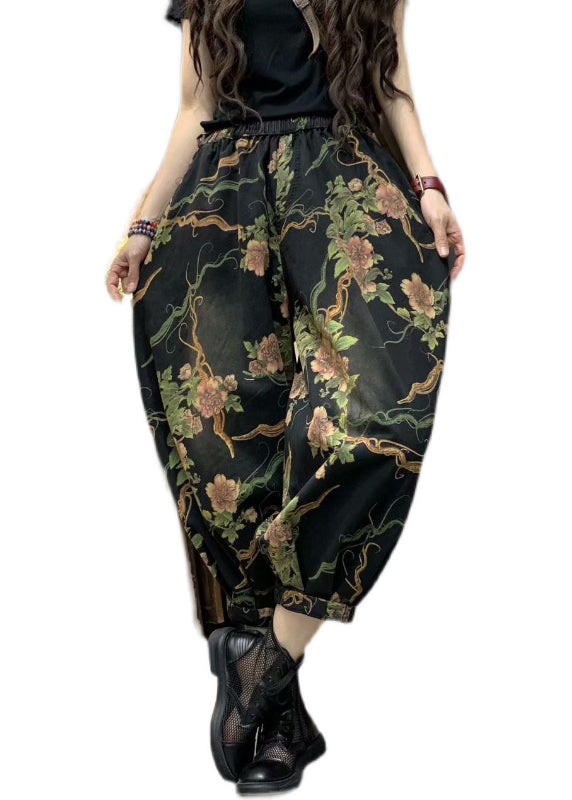 Effortlessly Elegant Pants with a Timeless Design