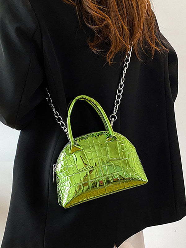 Beautifully Crafted Bag in a Classic Style