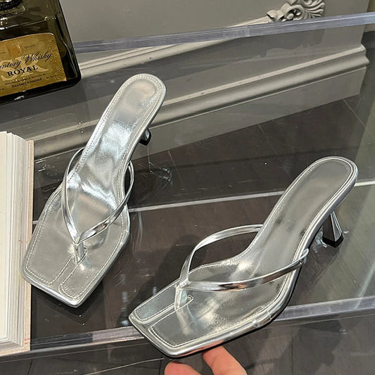 Well Tailored Heels with a Graceful Silhouette