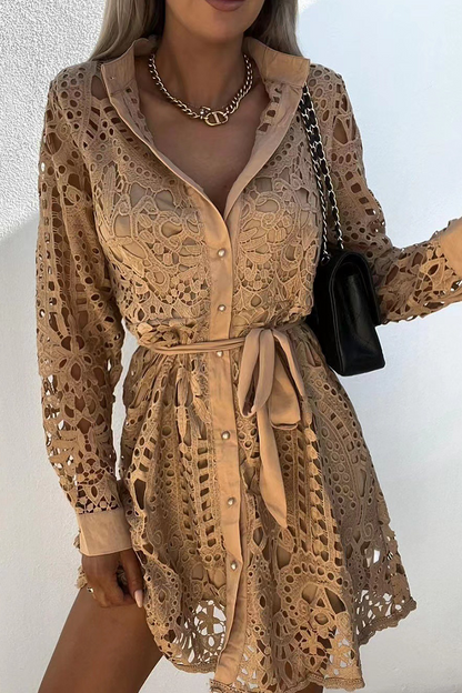 Effortlessly Elegant Dress with a Timeless Design