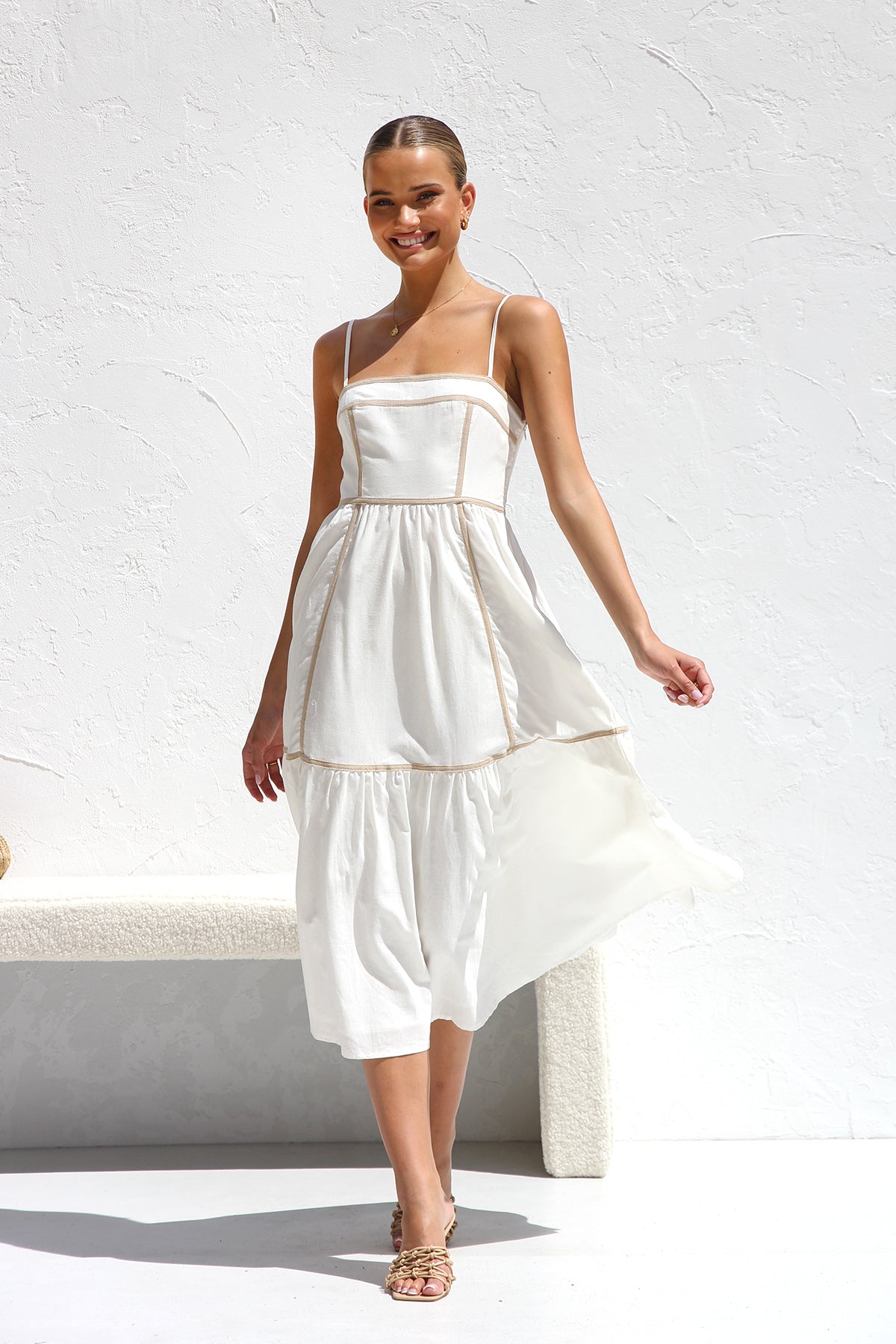 Sophisticated Dress with a Clean Classic Look