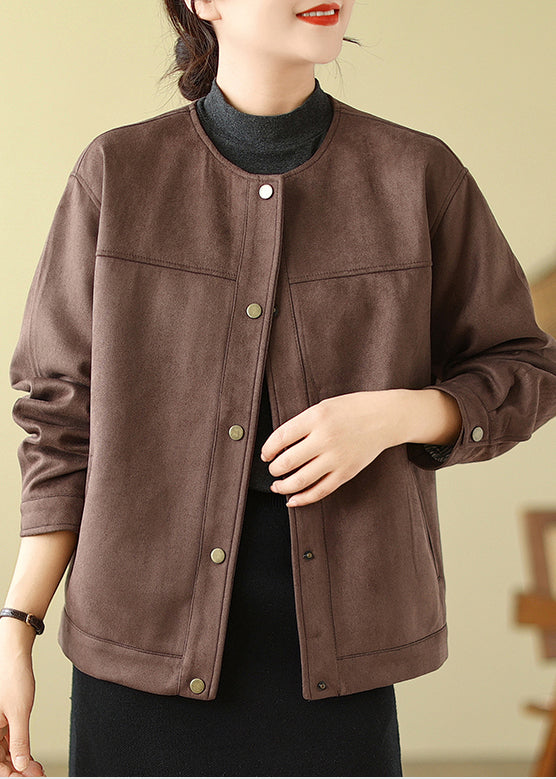 Well Tailored Coat with a Graceful Silhouette