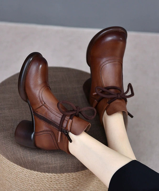 Beautifully Finished Boots in a Timeless Design