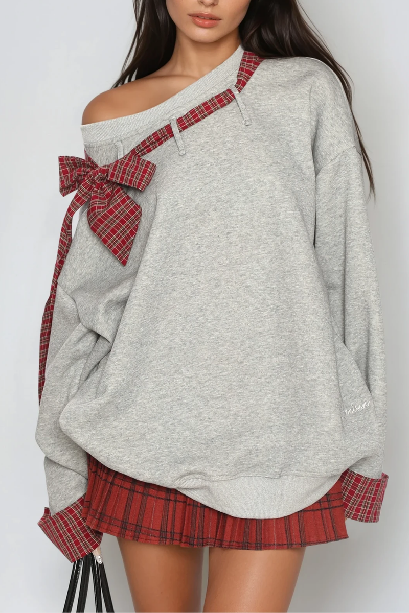Effortlessly Elegant Top with a Timeless Design