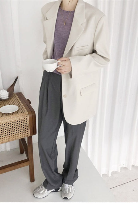 Well Tailored Garment with a Graceful Silhouette
