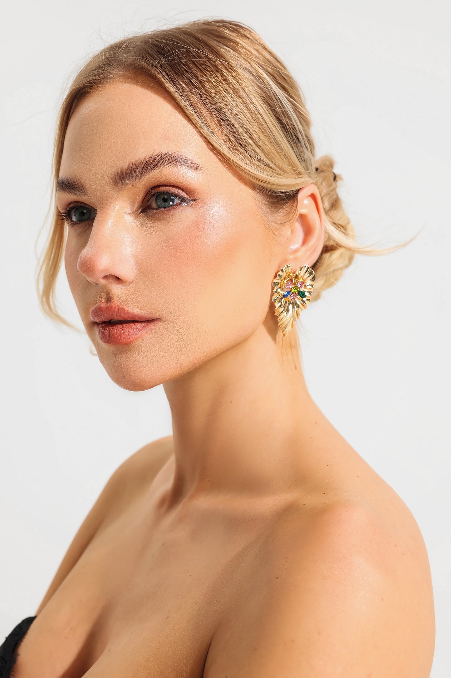 Beautifully Finished Garment in a Timeless Design